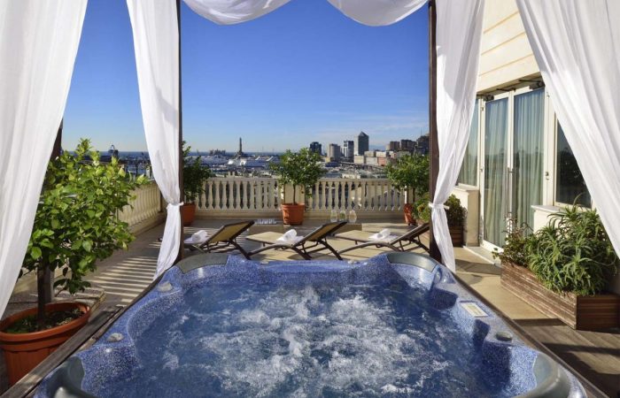 Roof_Top_Jacuzzi_gran-hotel-savoia